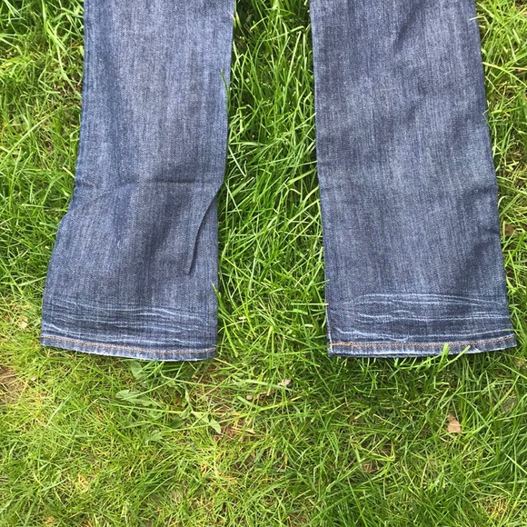 Lucky Brand Sundown Straight Jean 12 - Picture 3 of 8
